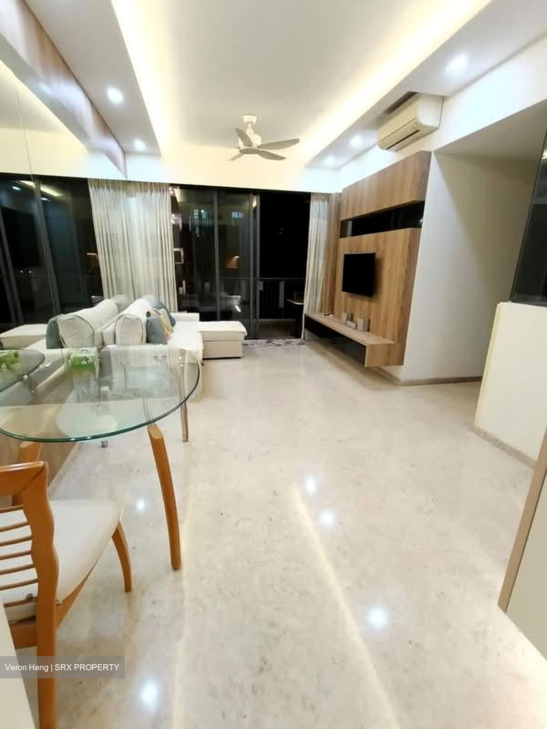 The Luxurie (D19), Condominium #558422131